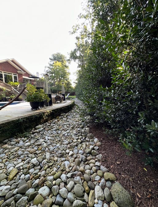 Retaining walls and pavers project